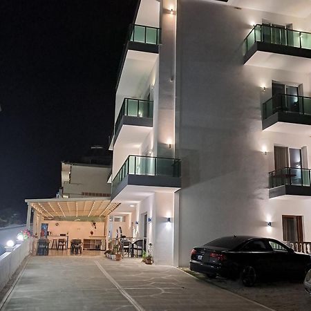 Hotel Vathi Ksamil Exterior foto