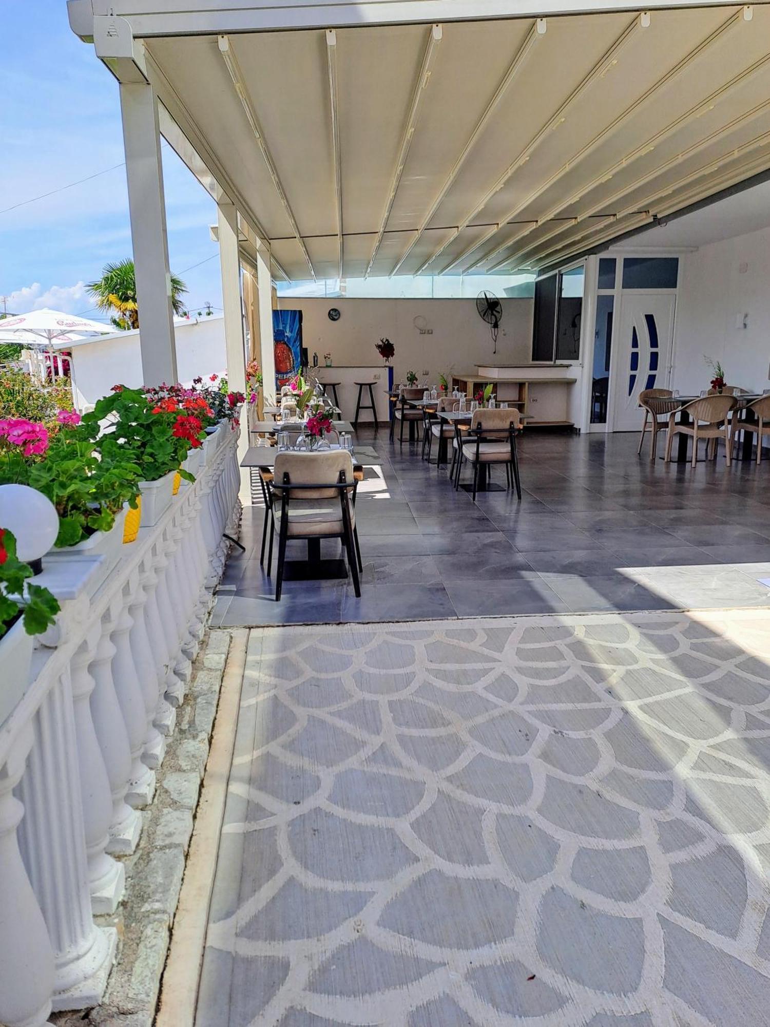 Hotel Vathi Ksamil Exterior foto